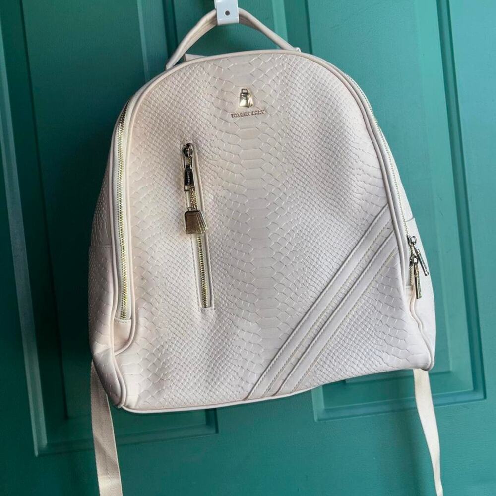 Tote carry backpack nwot